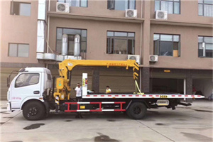 永新附近汽车轮胎更换